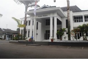 Suasana Lengang saat Hari Kerja di Kantor Bupati Kuningan